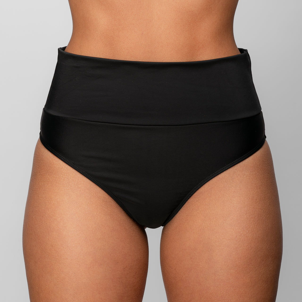TRAJE DE BAÑO CALZÓN CON FAJA REDUCTIVA REBAJADO NEGRO