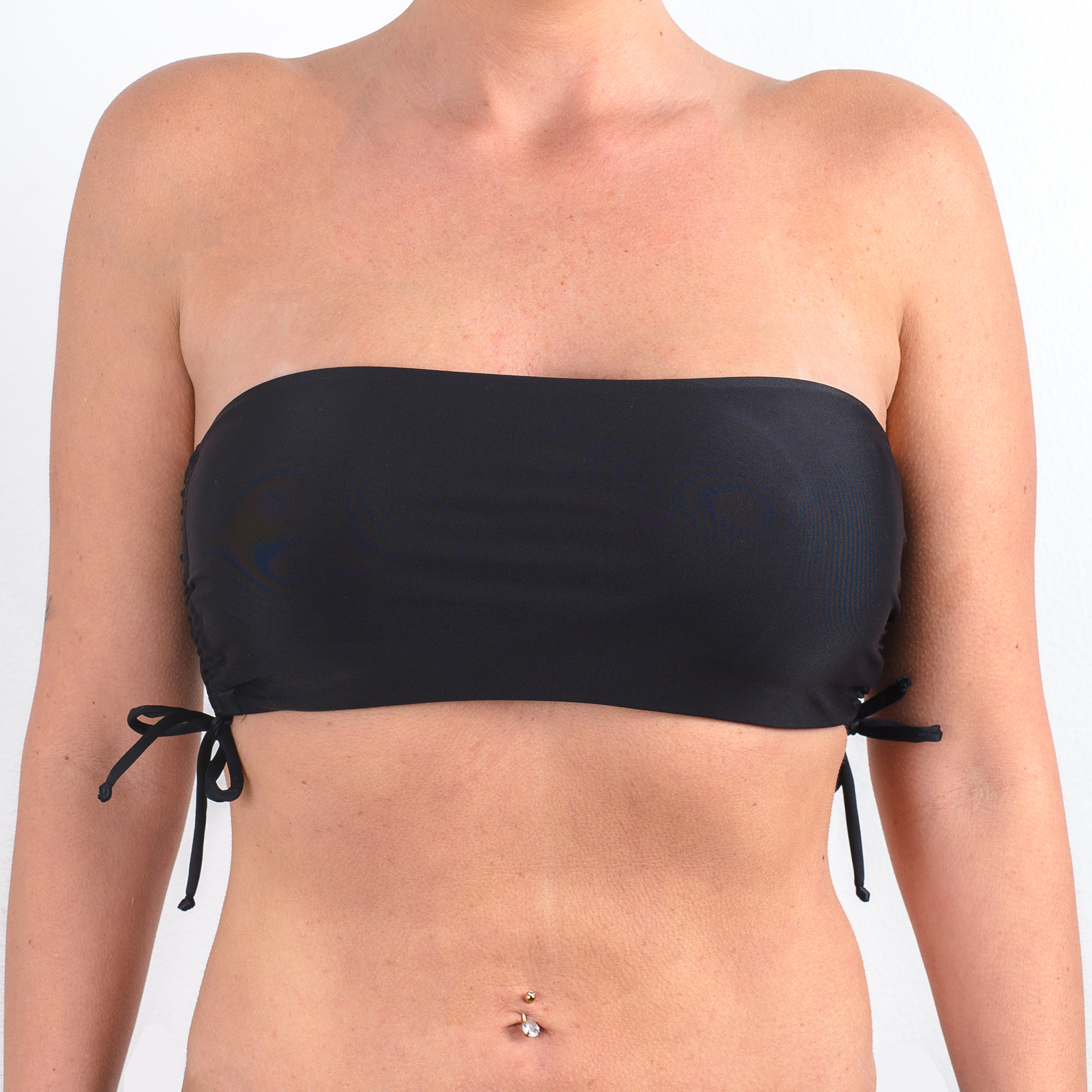 TRAJE DE BAÑO TOP STRAPLESS NEGRO