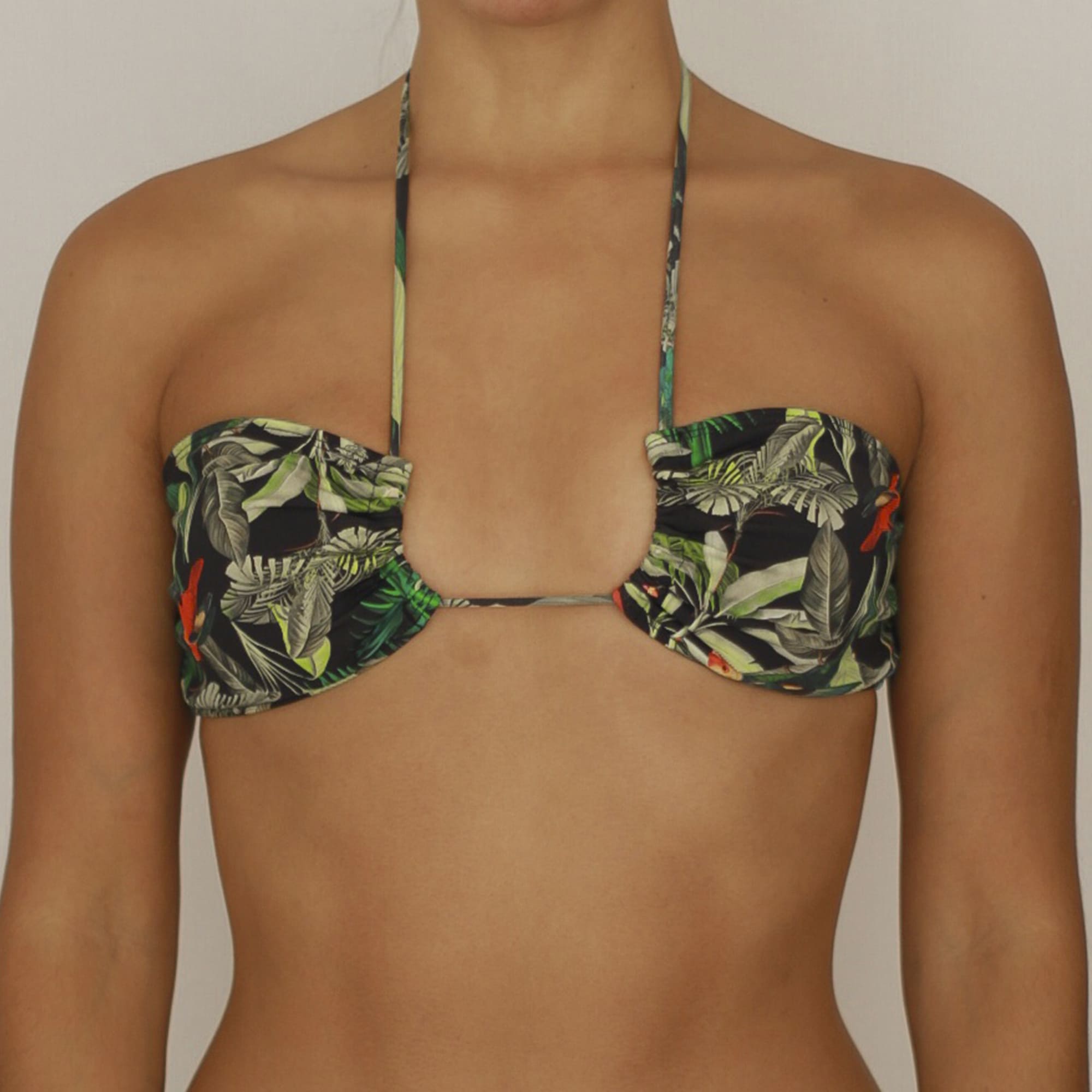 TOP DE PABILOS EN ESCOTE ESTAMPADO NEGRO Y VERDE