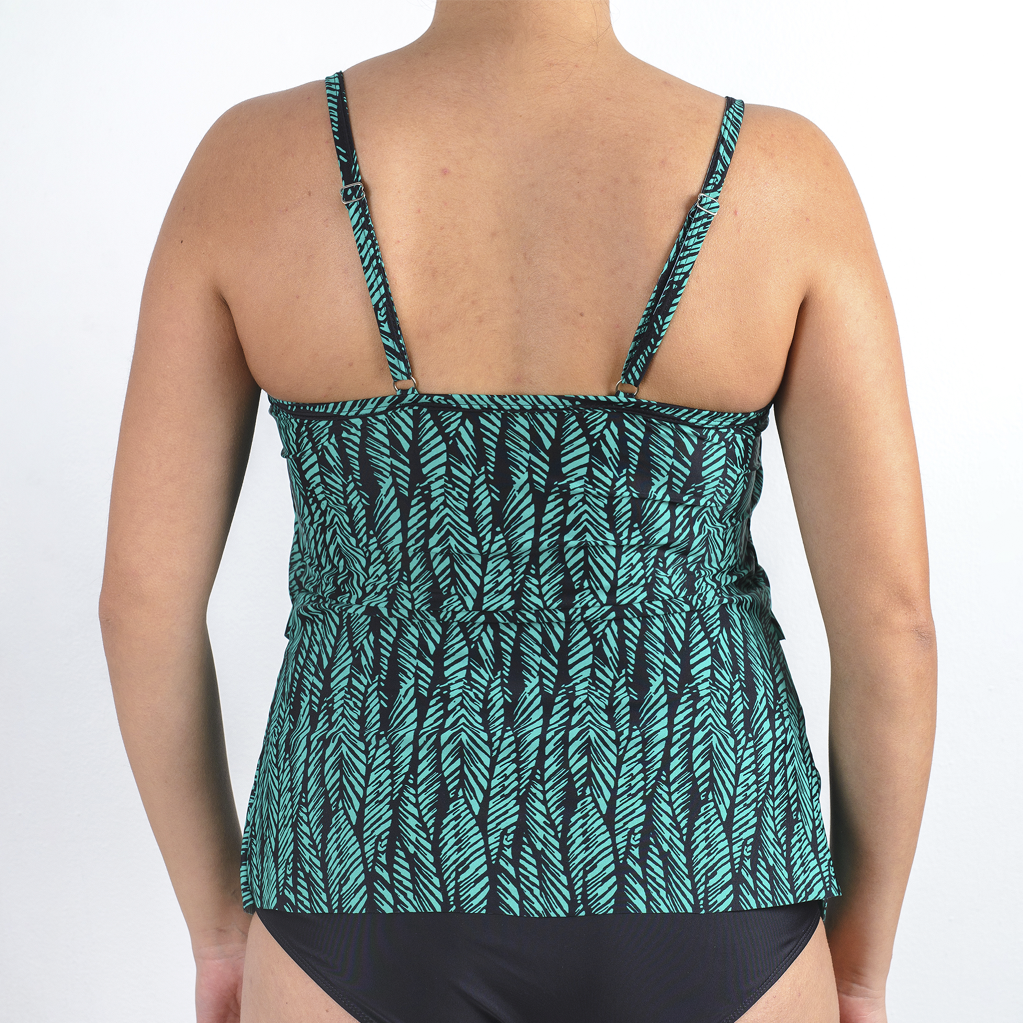 TRAJE DE BAÑO POLERA TRIPLE VUELO NEGRO CON VERDE